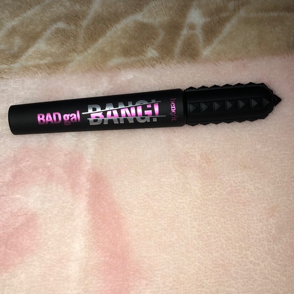100% new never used full size Bad Gal Mascara - Picture 2 of 3
